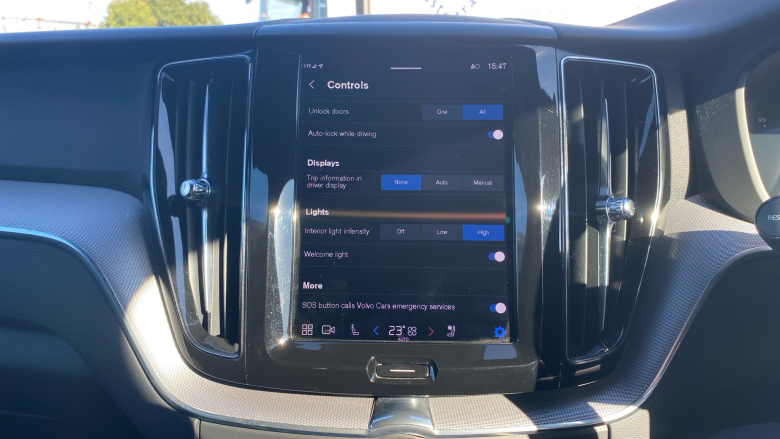 Volvo Xc60 2.0 B4D R DESIGN 5dr AWD Geartronic Diesel Estate